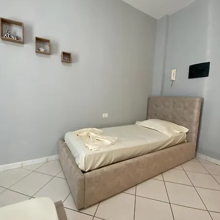 Ar Vlorë